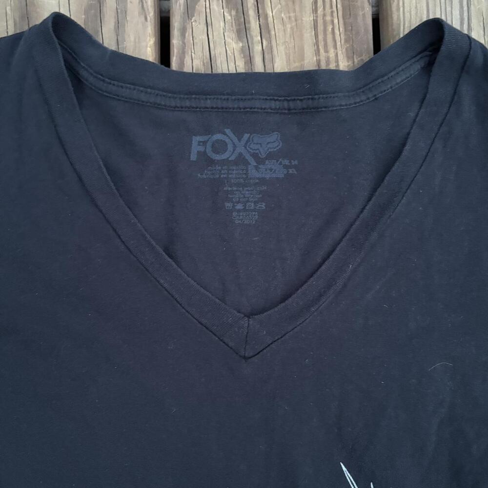 Edgy y2k Fox Riders tee - Picture 4 of 5